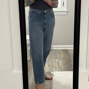 Urban Outfitters BDG high waist baggy boyfriend jeans 32